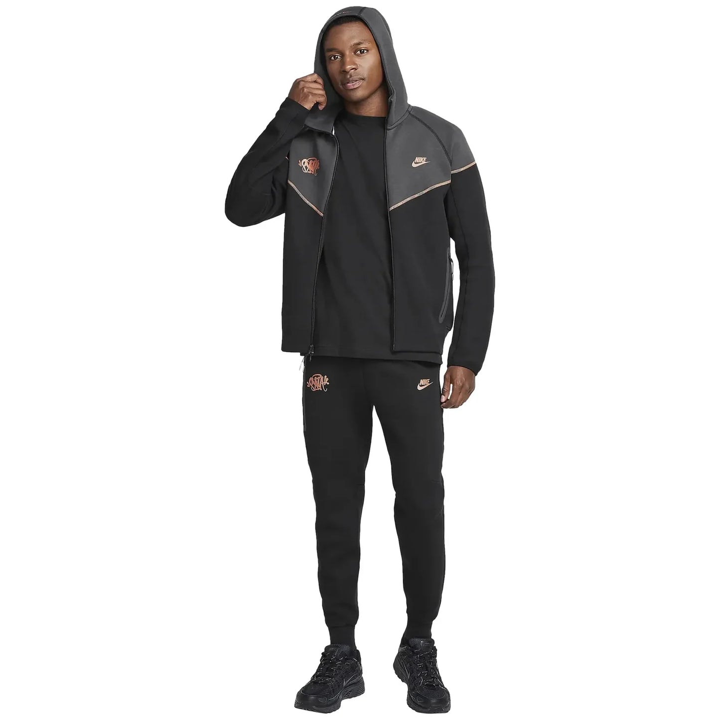 Tech Fleece x Syna Jogger